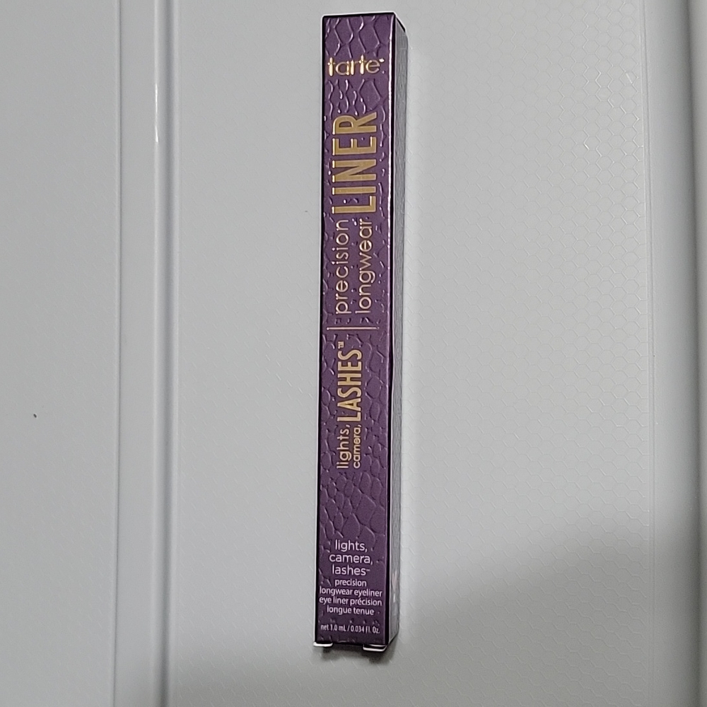 Tarre lights camera lashes precision longwear liner black